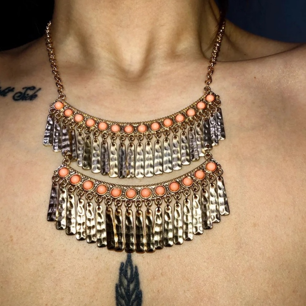 Necklace bundle - Picture 2 of 3